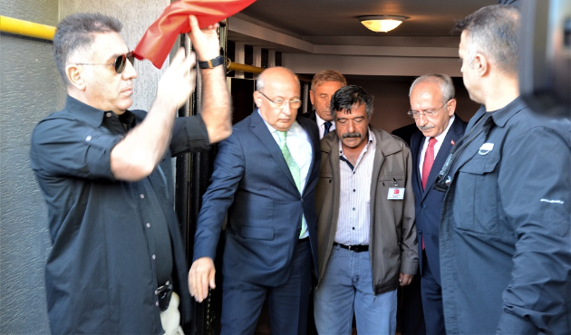 Şehit ailesini ziyaret eden Kılıçdaroğlu'na şok!