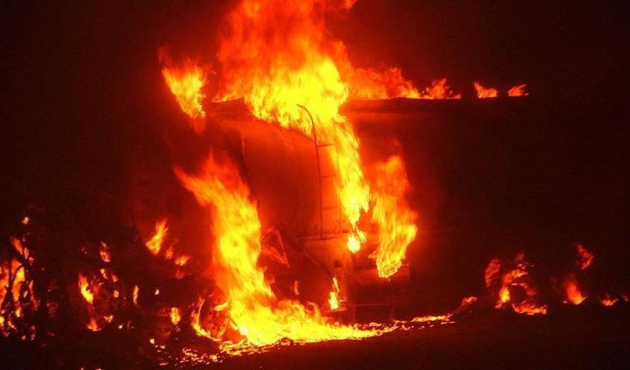 Petrol tankeri patladı! 50 ölü, 100 yaralı var...