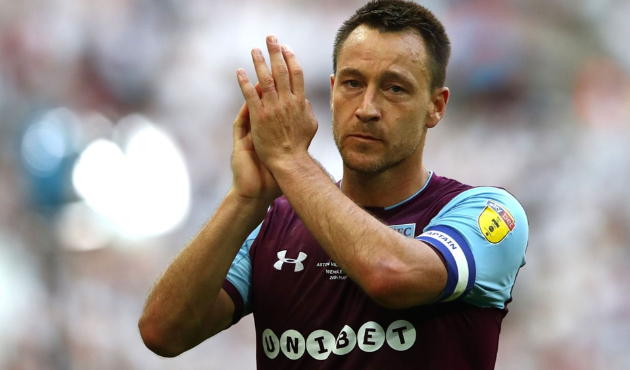 Efsane isim John Terry futbolu bıraktı...
