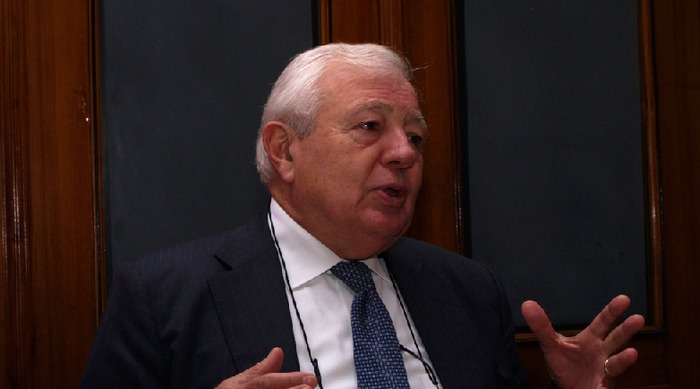 İhaneti ödüllendirilince yine saldırıya geçti! İlter Turan bu kez demokrasi nöbetlerine savaş açtı