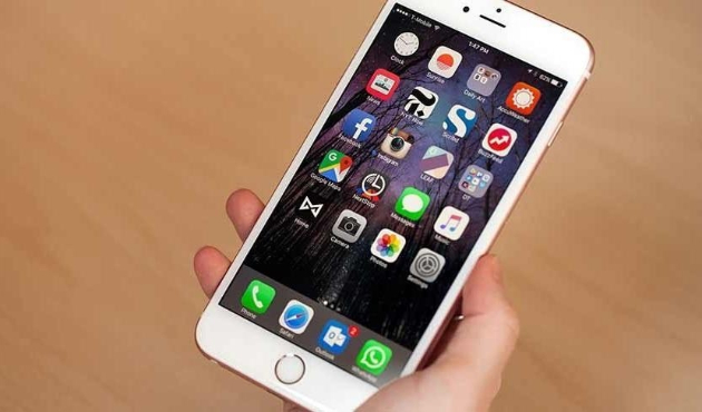 O uyurken telefonu 10 bin liralık suit kiraladı...