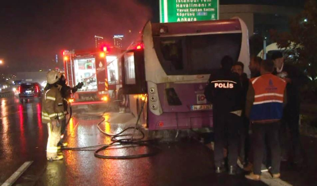 TEM otoyolunda belediye otobüsü yandı!