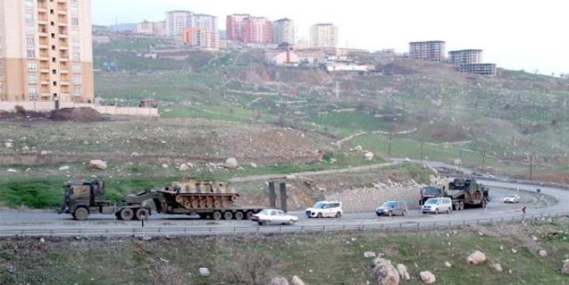 PKK Uludere'de sivillere havanla saldırdı