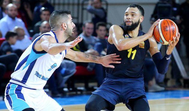 Fenerbahçe deplasmanda kazandı!