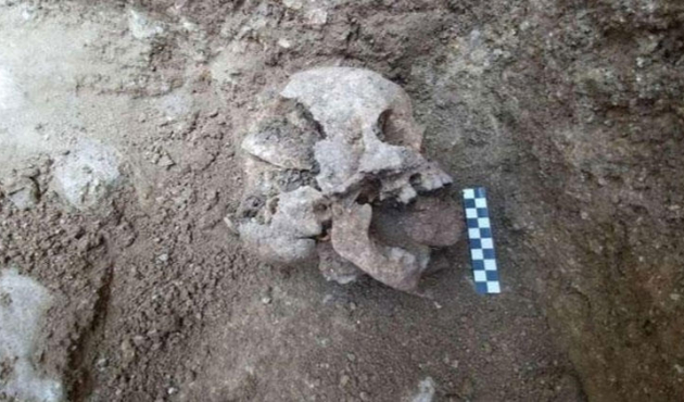 ''Vampir çocuk" mezarı bulundu...