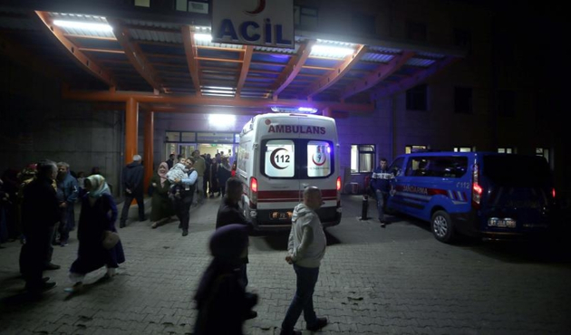 Düzce'de askeri araç devrildi...
