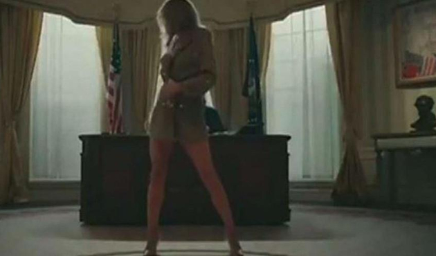 ABD'li rapçiden skandal Melania Trump klibi!