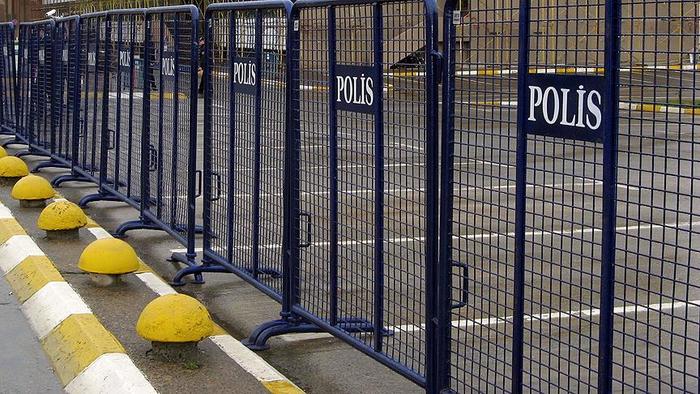 OHAL kararı... Tüm gösteri yürüyüşü ve mitingler yasaklandı