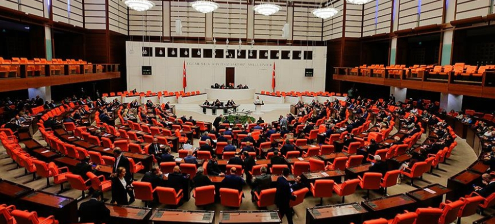Lübnan'daki Türk askerinin görev süresi uzatıldı