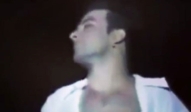 Tarkan'ın striptiz videosu sosyal medyayı salladı!