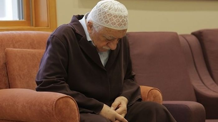 Milletin canına kast edip darbe yapamayınca bunalıma girmiş!