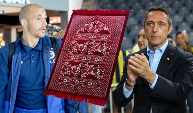 "Halı değil, Aatıf'ın seccadesiydi"