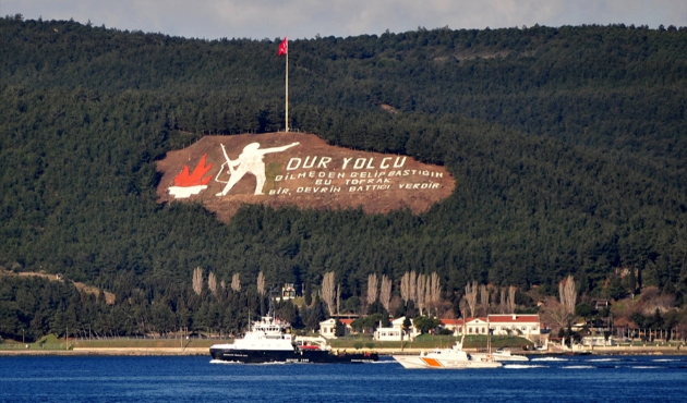 Çanakkale Boğazı'nı geçerken arızalandı...