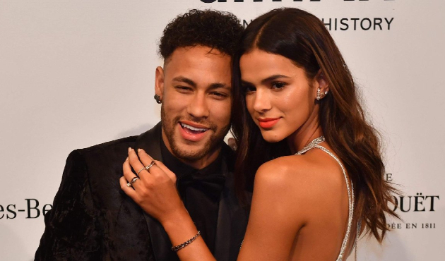 Neymar ile Bruna Marquezine ayrıldı!