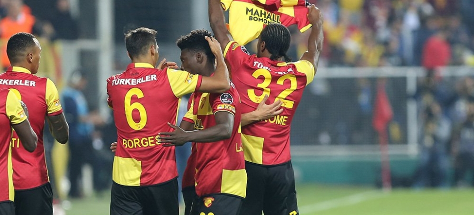Kartal, İzmir'de yara aldı! 2-0