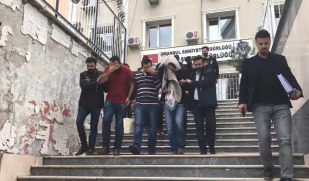 Sahte polisler gasp yaparken yakalandı!