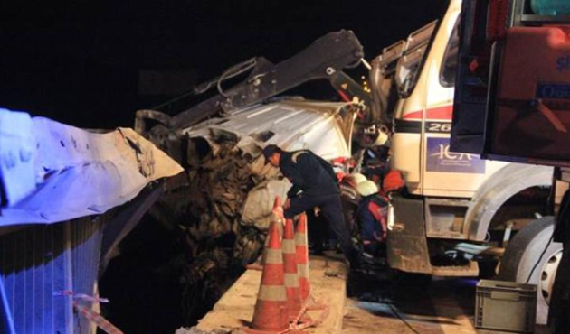 Yavuz Sultan Selim Köprüsü'nde feci kaza: 2 ölü