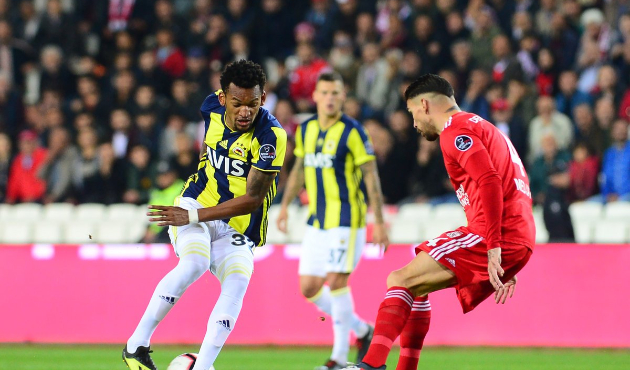 Fenerbahçe galibiyeti unuttu! Pozisyon var gol yok