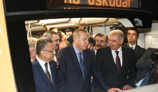 Erdoğan, konuşmasının ardından ilk sefere katıldı!