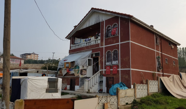 Yalova'da 3 katlı villaya Kaşıkçı operasyonu!
