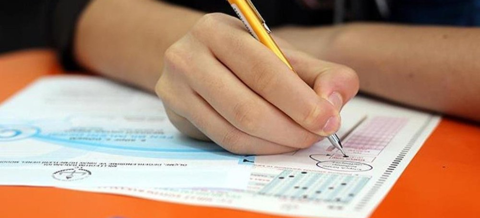 Milli Eğitim Bakanlığı liselere giriş örnek sınav sorularını yayımladı!