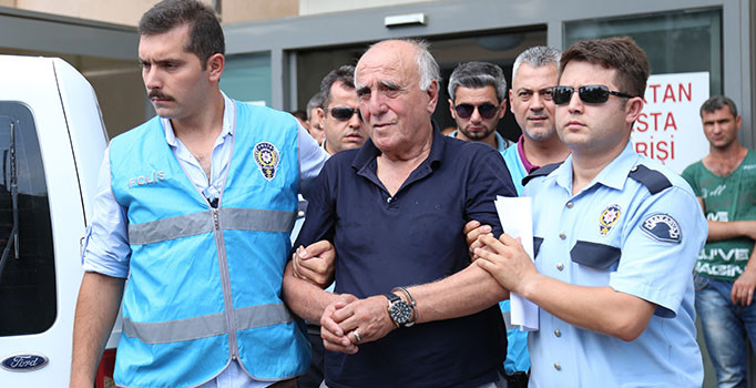 Hakan Şükür'ün babası gözaltında fenalaştı