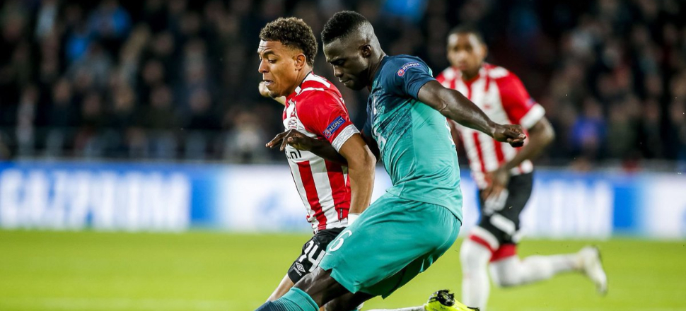 PSV puanı son dakikalarda kurtardı!