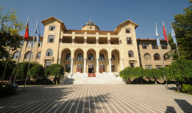 Gazi Üniversitesi'nde FETÖ operasyonu!