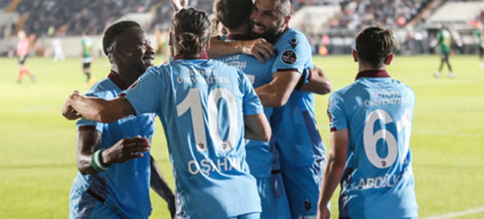"Trabzonspor'da abiler, gençleri aleme götürüyor"