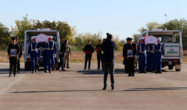 Tunceli Valiliği, 2 askerin donarak şehit olduğu olaya ilişkin açıklama yaptı!