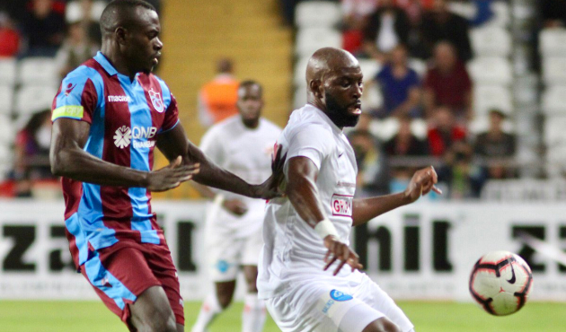 Doukara perdeyi açtı, Burak kapanışı yaptı!
