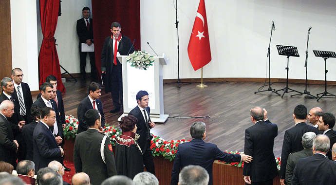 Sürpriz randevu! Feyzioğlu Külliye'ye çıkıyor...