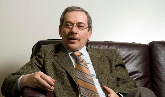 Abdüllatif Şener CHP, HDP ve Saadet'in ortak adayı!