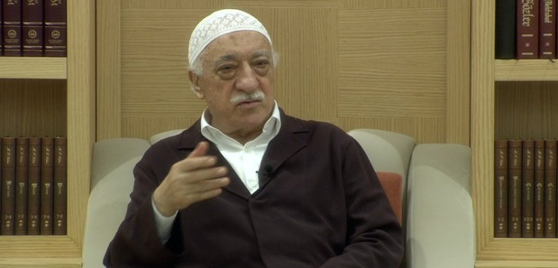 Adını duyması yetti... Baronun FETÖ elebaşını savunması için atadığı avukat çekilmek istedi