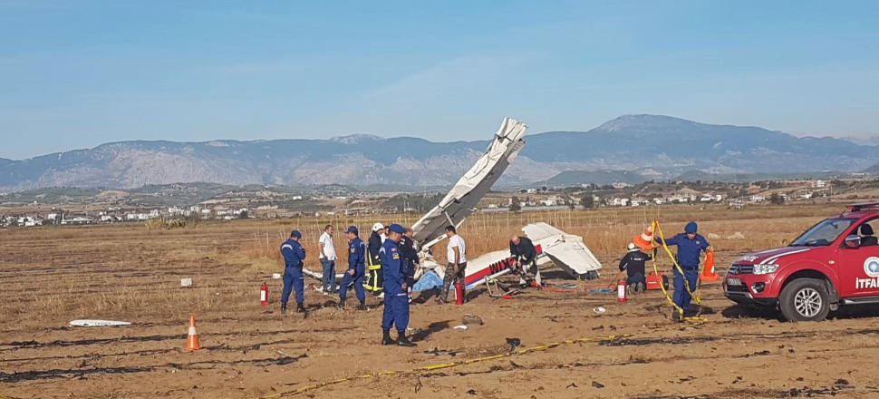 Antalya'da eğitim uçağı düştü! 2 kişi hayatını kaybetti...
