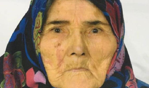 Yaşlı kadının cesedini kargalar buldurdu!