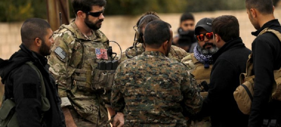 ABD askerleri YPG/PKK köyünde devriyede!