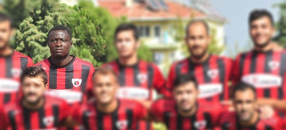 Nijeryalı forvet maç sırasında kalp krizi geçirdi!