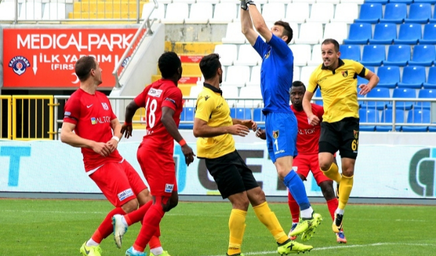 İstanbulspor 3 attı 3 aldı!