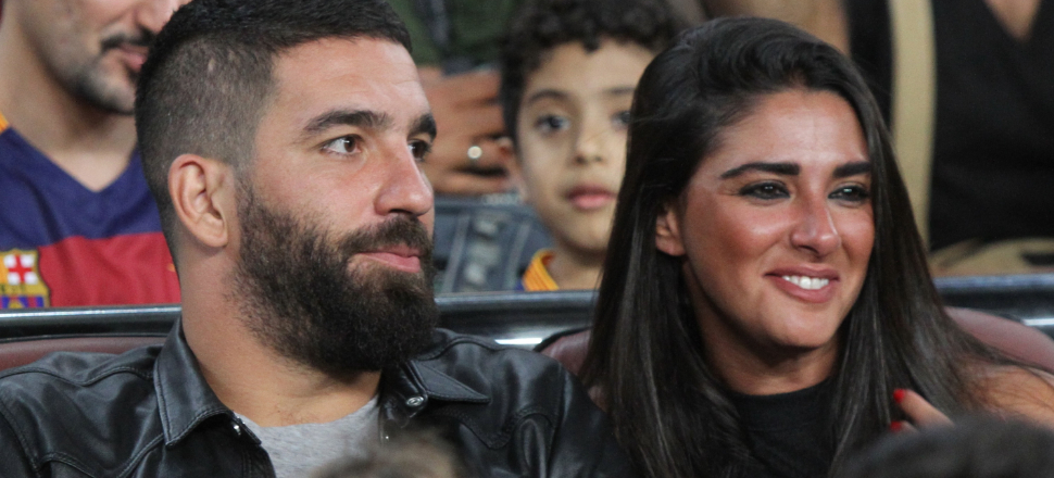Arda Turan'dan eşinin performansına 2 milyon liralık hediye!