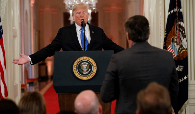 Trump istedi CNN muhabirine yasak geldi!