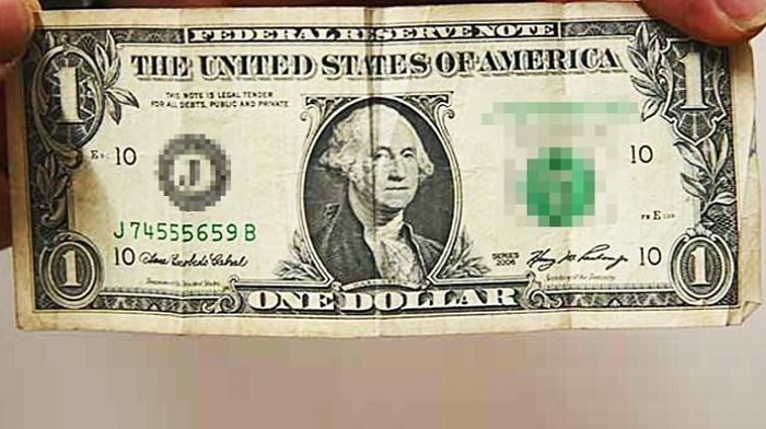 O savcının üzerinden de 1 dolar çıktı!