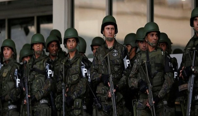 Polis 10 milletvekilini gözaltına aldı...