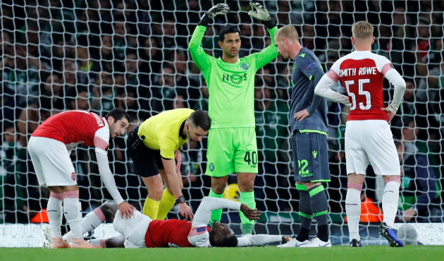 Danny Welbeck'in ayağı kırıldı!