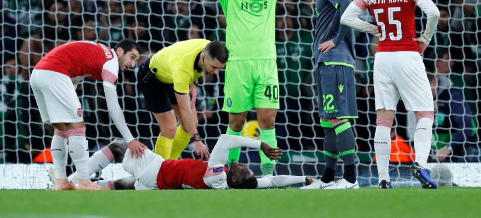 Danny Welbeck'in ayağı kırıldı!
