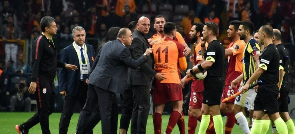Galatasaray için tehlike sürüyor!