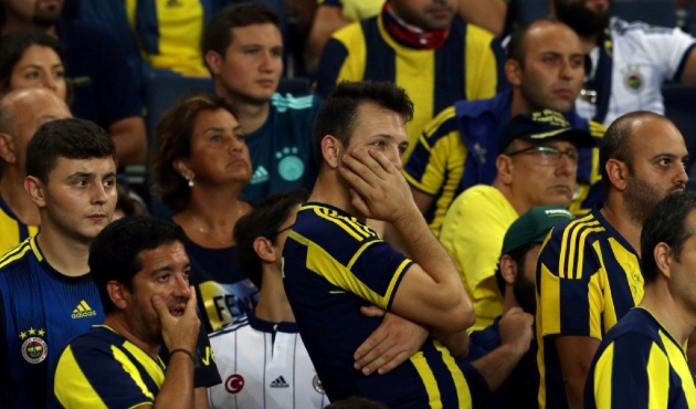Fenerbahçe düşme hattına geriledi!