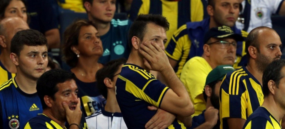 Fenerbahçe düşme hattına geriledi!