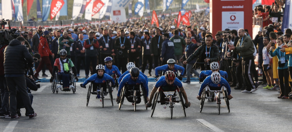 Vodafone İstanbul Maratonu bu görüntülerle başladı!