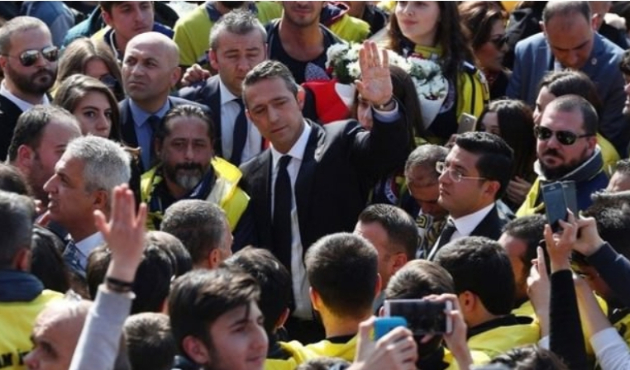 Fenerbahçeliler Anıtkabir'de!